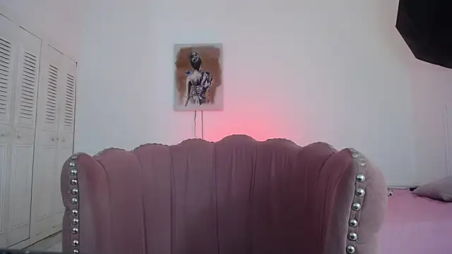 michel cardona online show from December 3, 9:01 pm