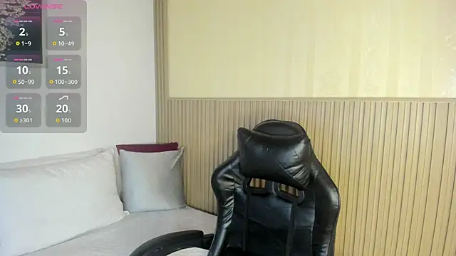 summer night  online show from September 27, 12:21 pm