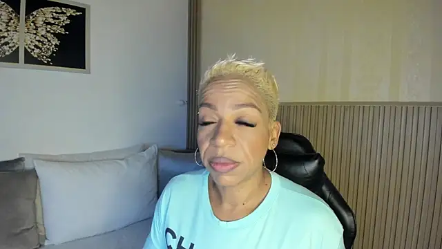 summer night  online show from December 14, 12:32 pm