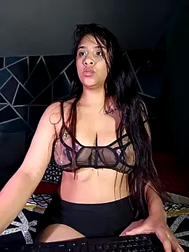 Susan-Rumie online show from December 19, 11:03 pm