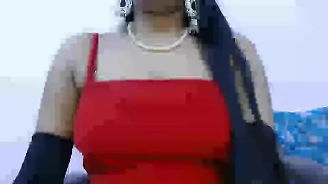 Snapshot of roshni-5 chatting on December 12, 6:42 pm roshni-5 online show from December 12, 6:42 pm