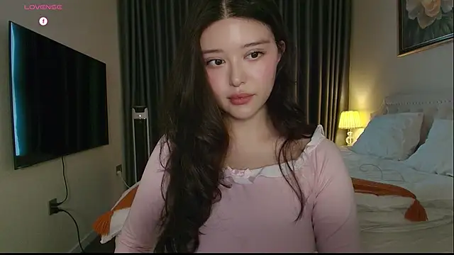 Snapshot of tenderlybaee chatting on February 3, 4:32 am tenderlybaee online show from February 3, 4:32 am