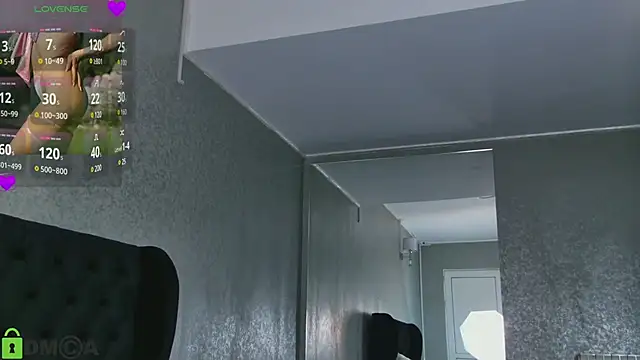 MashaReed  online show from January 4, 11:59 pm