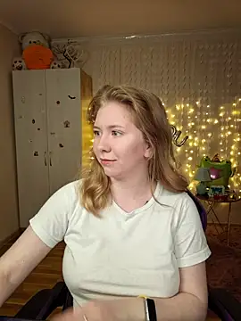 D0nna  online show from March 16, 9:30 pm