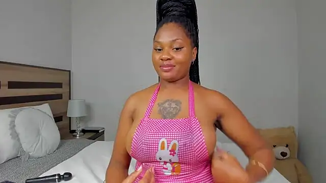 Renee-18 online show from May 25, 10:05 pm