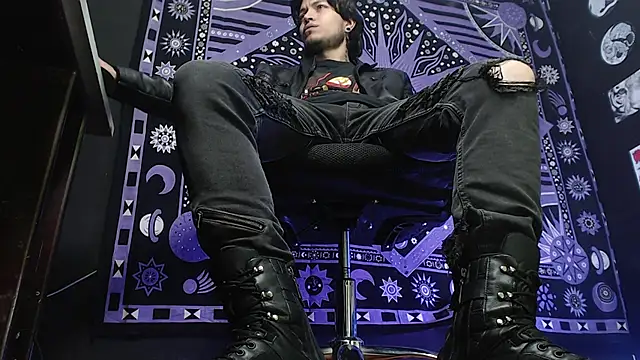 Dicaprioo  online show from February 17, 4:59 pm