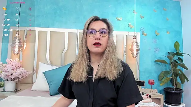 RubbyTaylor online show from February 26, 2:38 pm