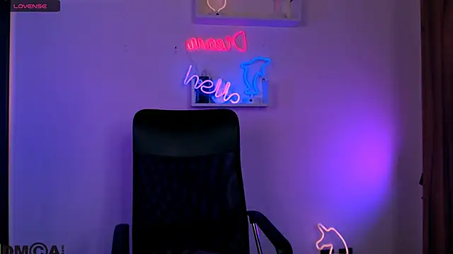 Snapshot of melisa_white1 chatting on July 19, 7:39 pm melisa white1 online show from July 19, 7:39 pm