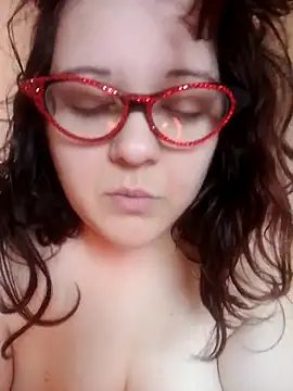 icecream1609 online show from February 5, 10:31 am