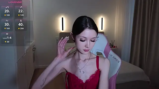 Snapshot of sweetiebones chatting on February 14, 10:45 am sweetiebones online show from February 14, 10:45 am