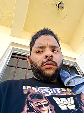 Snapshot of Dj-yefri-pauta chatting on February 17, 7:09 pm Dj-yefri-pauta online show from February 17, 7:09 pm