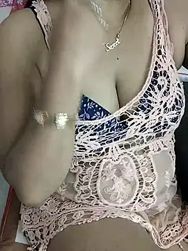 Snapshot of joya_bhabi chatting on June 17, 5:32 am joya bhabi online show from June 17, 5:32 am