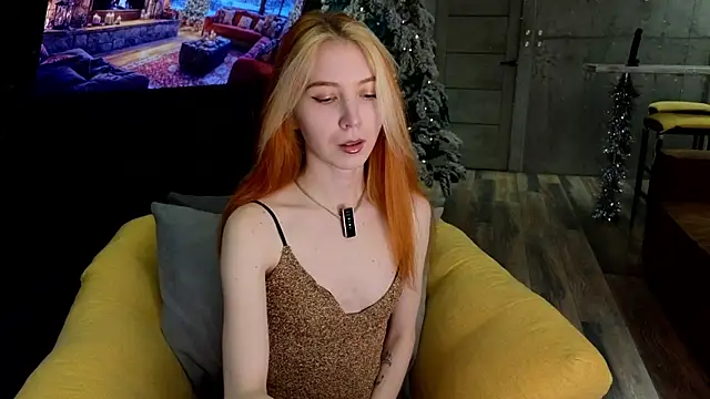 izi-fox online show from December 8, 3:13 pm