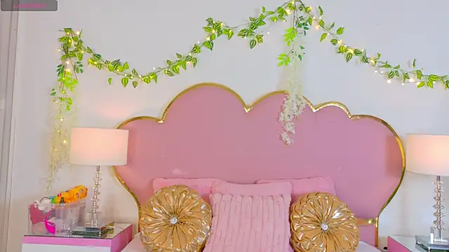 EmmaCrush online show from October 16, 9:16 pm