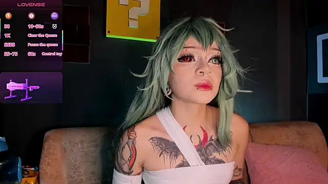 Elettra Rou online show from October 4, 8:40 pm