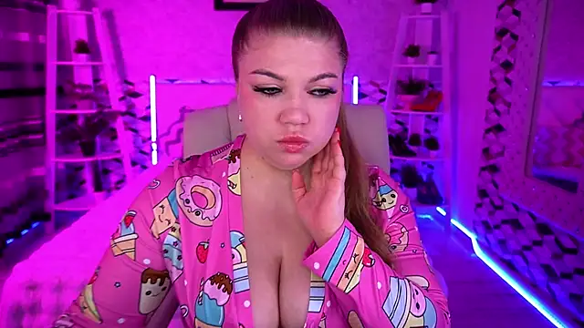 GabbieJay online show from April 28, 1:05 pm