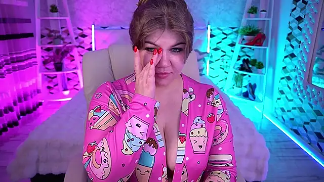 GabbieJay online show from May 15, 1:18 pm