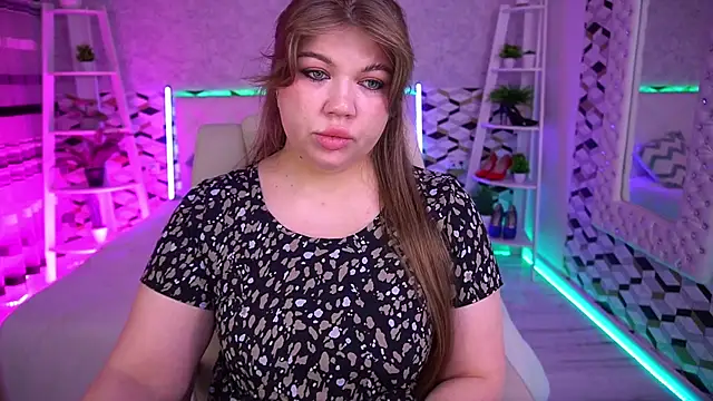 GabbieJay online show from June 6, 12:43 pm
