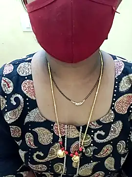 Snapshot of Indian-sweety chatting on January 20, 8:41 am Indian-sweety online show from January 20, 8:41 am