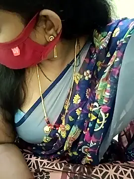 Snapshot of Indian-sweety chatting on January 31, 12:40 pm Indian-sweety online show from January 31, 12:40 pm