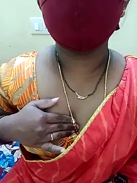 Snapshot of Indian-sweety chatting on February 6, 7:24 am Indian-sweety online show from February 6, 7:24 am