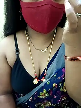 Snapshot of Indian-sweety chatting on February 17, 8:52 am Indian-sweety online show from February 17, 8:52 am