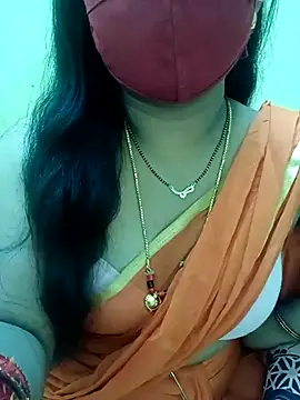 Snapshot of Indian-sweety chatting on March 8, 6:10 am Indian-sweety online show from March 8, 6:10 am