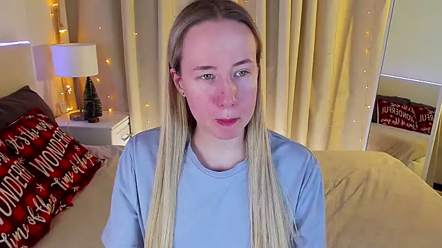Snapshot of Cassie_Kelman chatting on January 12, 8:57 pm Cassie Kelman online show from January 12, 8:57 pm