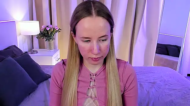 Snapshot of Cassie_Kelman chatting on January 20, 12:04 am Cassie Kelman online show from January 20, 12:04 am