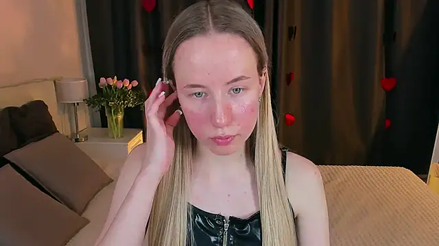 Snapshot of Cassie_Kelman chatting on February 14, 9:21 pm Cassie Kelman online show from February 14, 9:21 pm