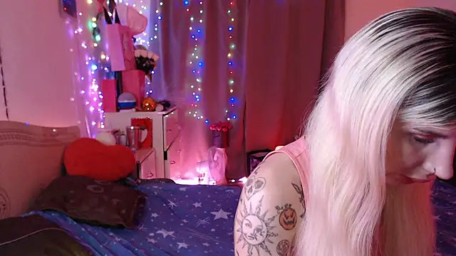 Snapshot of BLACKPeonyy chatting on September 10, 5:57 pm BLACKPeonyy online show from September 10, 5:57 pm