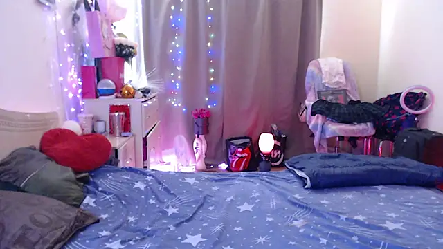 Snapshot of BLACKPeonyy chatting on September 20, 11:33 am BLACKPeonyy online show from September 20, 11:33 am