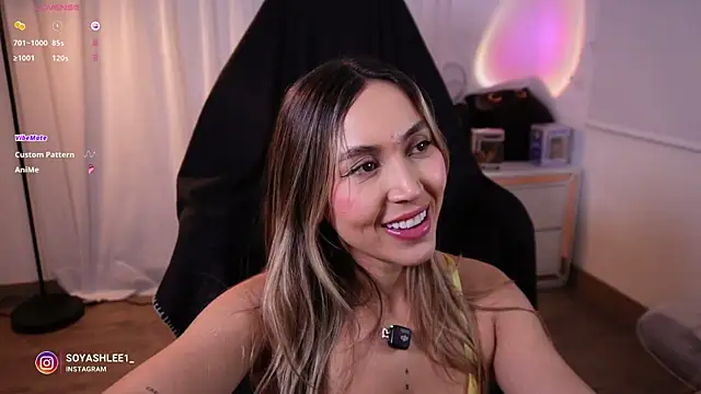 ashley2004 x online show from July 5, 11:45 pm