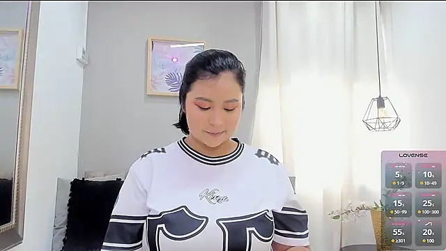 Snapshot of _alaiasmile_ chatting on January 24, 7:18 pm  alaiasmile  online show from January 24, 7:18 pm