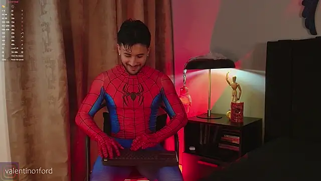 Valentinoford online show from October 31, 10:00 pm