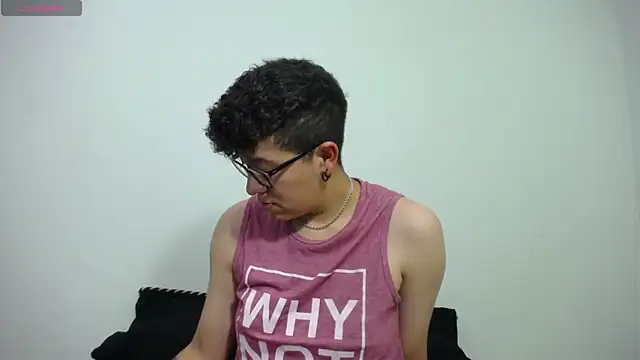 Snapshot of alex_noa chatting on January 27, 7:24 pm alex noa online show from January 27, 7:24 pm