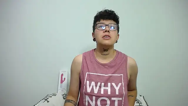 Snapshot of alex_noa chatting on February 5, 7:10 pm alex noa online show from February 5, 7:10 pm