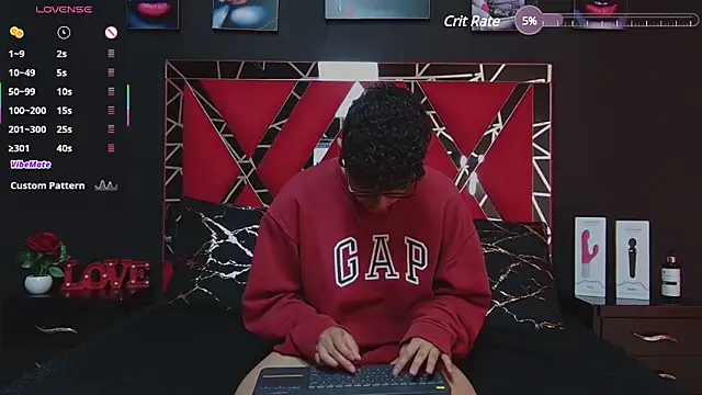 Snapshot of alex_noa chatting on March 18, 10:37 pm alex noa online show from March 18, 10:37 pm