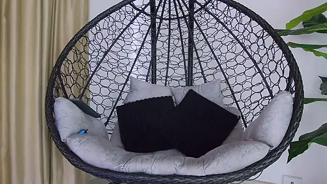 Snapshot of alex_noa chatting on October 18, 7:47 pm alex noa online show from October 18, 7:47 pm