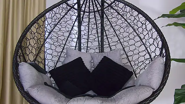 Snapshot of alex_noa chatting on October 23, 6:39 pm alex noa online show from October 23, 6:39 pm