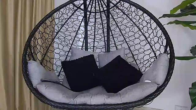 Snapshot of alex_noa chatting on October 27, 7:18 pm alex noa online show from October 27, 7:18 pm