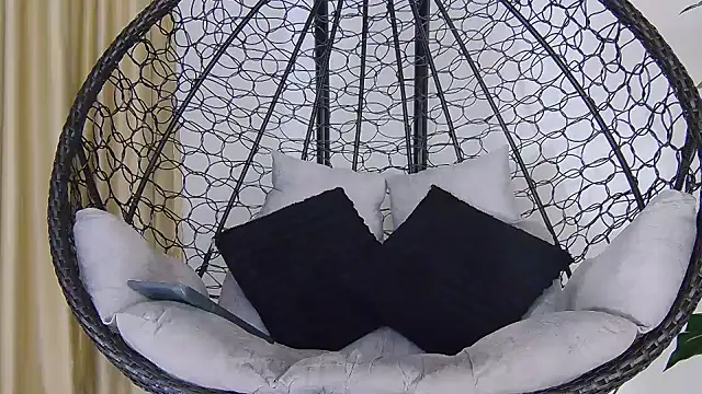 Snapshot of alex_noa chatting on November 18, 7:18 pm alex noa online show from November 18, 7:18 pm