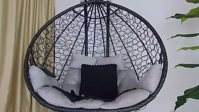 Snapshot of alex_noa chatting on November 22, 7:35 pm alex noa online show from November 22, 7:35 pm