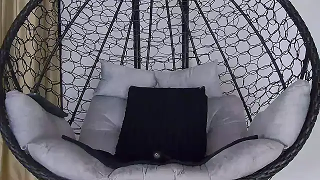 Snapshot of alex_noa chatting on December 5, 7:21 pm alex noa online show from December 5, 7:21 pm