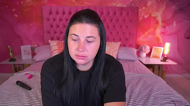 Snapshot of ArianaDarkk chatting on September 28, 4:23 pm ArianaDarkk online show from September 28, 4:23 pm