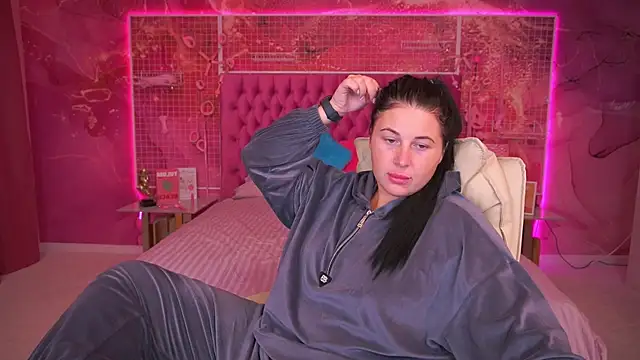 Snapshot of ArianaDarkk chatting on October 9, 7:45 pm ArianaDarkk online show from October 9, 7:45 pm