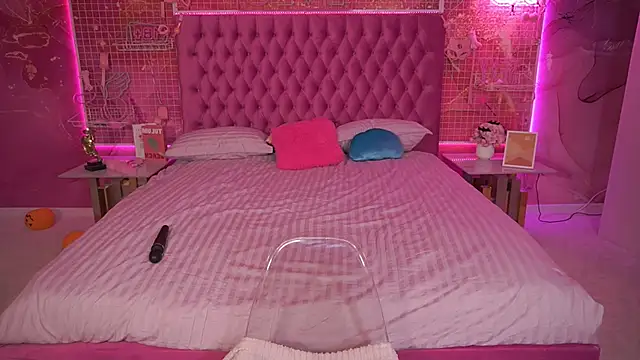 Snapshot of ArianaDarkk chatting on November 5, 7:03 pm ArianaDarkk online show from November 5, 7:03 pm