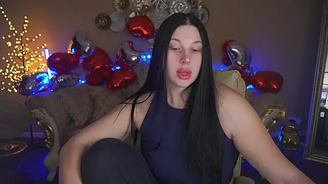 Snapshot of ArianaDarkk chatting on February 14, 6:15 pm ArianaDarkk online show from February 14, 6:15 pm