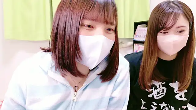 senachinnn online show from January 4, 6:09 am