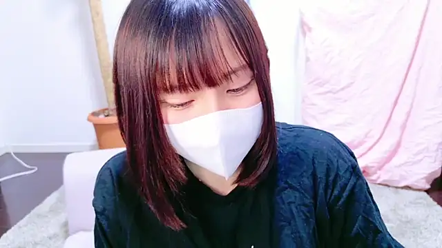 senachinnn online show from January 6, 7:42 am